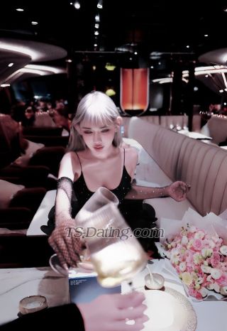 trans girl Trucmeo2010 2563221