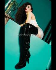 Ts Giovanna Basel Transex Bonjour à tous, je suis Giovanna.
Si vous cherchez une
rencontre unique et mémorable, vous êtes au bon endroit.
Je suis ici pour partager avec vous des moments de
complicité, d’élégance et de
légèreté.

Appréciant les bonnes conversations,
le vin de qualité et les échanges sincères, je vous
propose une expérience raffinée, empreinte d’intellect
et de plaisir. Ensemble, créons des souvenirs
inoubliables.

Au plaisir de vous
rencontrer,
Giovanna