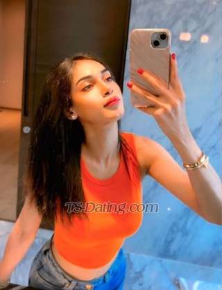 trans girl Tsalia 9808977