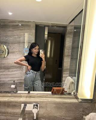 trans girl Tshrieng 2103553