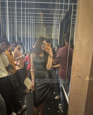 trans girl Tshrieng 6495934