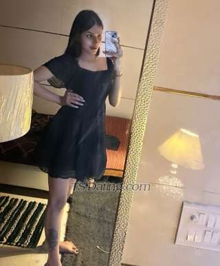trans girl Tshrieng 9435900