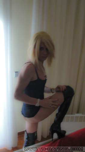 trans girl tzeniTr 1749225