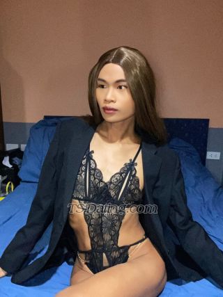 trans girl Urfavcrossdre 2729781