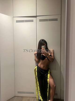 trans girl VALEXOXO 1576907 trans girl VALEXOXO 1576907