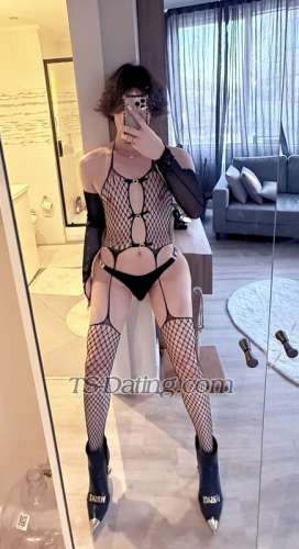 trans girl Valentinis 1202309