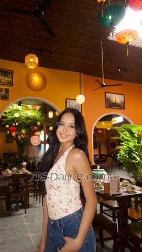 trans girl VeroneLodge 1602018