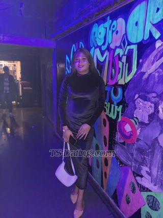 trans girl VerstileMahi 1487386