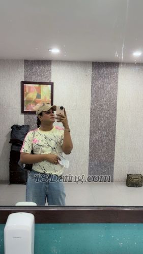 trans girl VerstileMahi 5235722