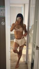 Vick Avelar Nuremberg Transex Stai cercando molto più di una semplice compagnia... Se vuoi essere affascinato, stuzzicato e portato all'estremo del piacere... allora chiamami. Sono disponibile per incontri discreti, viaggi, cene e lunghe notti di puro piacere. Sono intensa, dedita e sempre pronta a soddisfare i tuoi desideri più passionali. Offro un servizio di alta qualità: cortese, paziente e attento, ma nell'intimità, il mio lato più selvaggio e passionale prende il sopravvento.