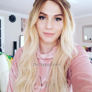 trans girl Vildan 0636895 trans girl Vildan 0636895