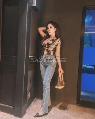 trans girl Vivi1708 1184000 trans girl Vivi1708 1184000