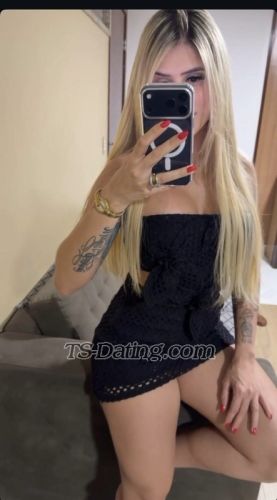 trans girl Viviblond 6271575