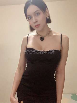 trans girl Yammie23 1038852 trans girl Yammie23 1038852