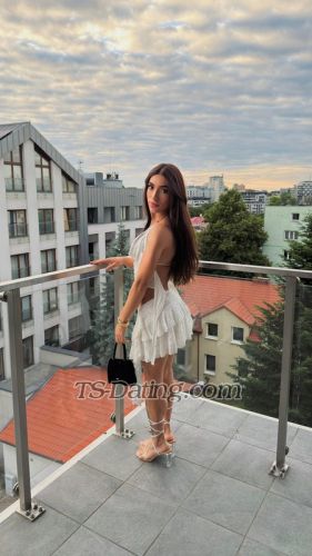 trans girl Yarax 1555818
