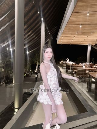 trans girl Yeewha1144 1241382 trans girl Yeewha1144 1241382