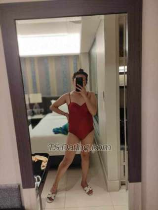 trans girl YummyPeach 2327259 trans girl YummyPeach 2327259