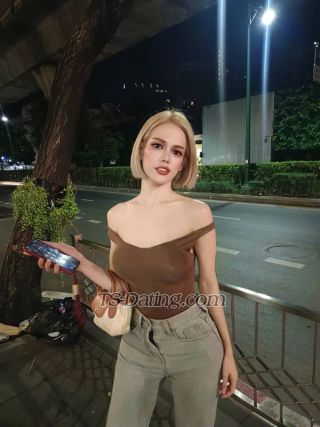 trans girl Zacanza 6203332