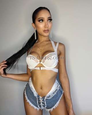 trans girl ZaerraKarl 3325855 trans girl ZaerraKarl 3325855