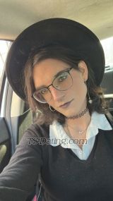 ZoeAmericana Milano Transex 29-летняя трансгендерная женщина из Америки недавно переехала в Италию! Спрашивайте меня о чём угодно ;)