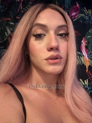 trans girl Zoedollz 1698390